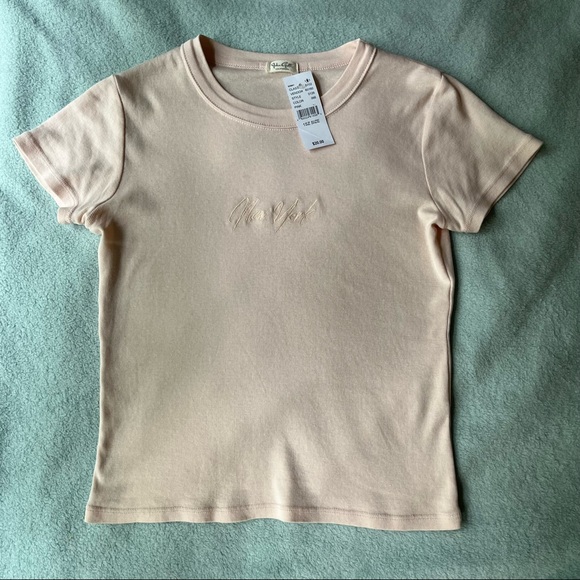 NWT Brandy Melville Peach New York Embroidered Baby Tee - Picture 5 of 8